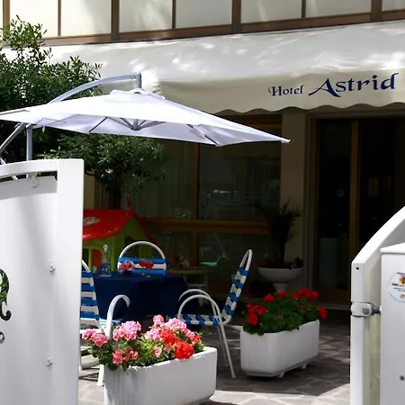 Astrid 3* קרביה