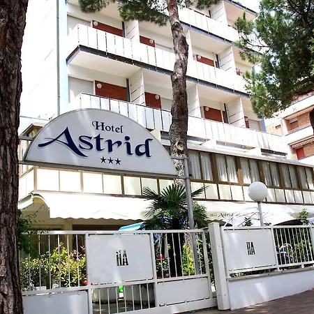 Отель Astrid 3*