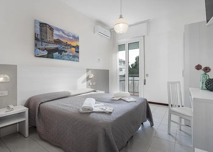 Astrid تّشيرفييا