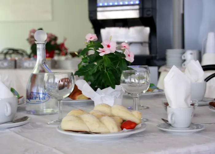 Astrid تّشيرفييا