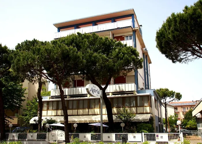 Astrid 3*